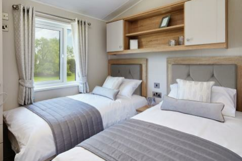 Twin Bedroom