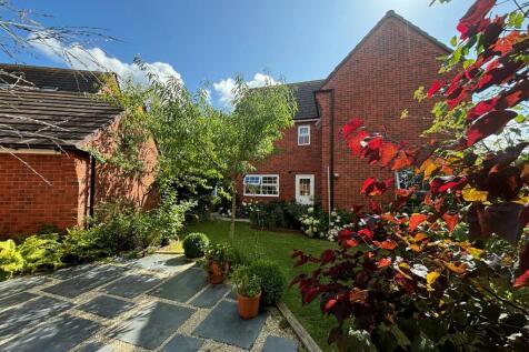 Rear Garden Additional Photograph