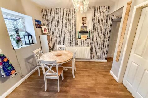 Breakfast Room