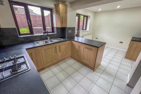 Kitchen/ Breakfast Room