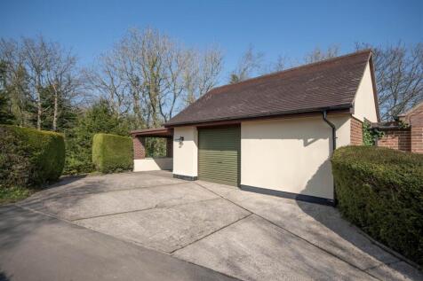 Double Garage