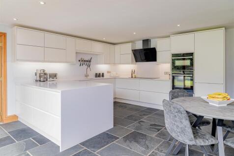 Kitchen Additional Photograph