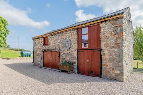 Detached Barn