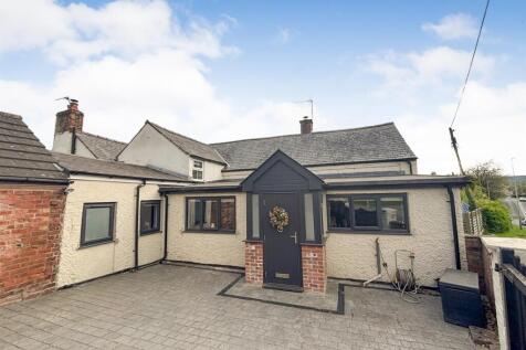Accommodation Comprises: