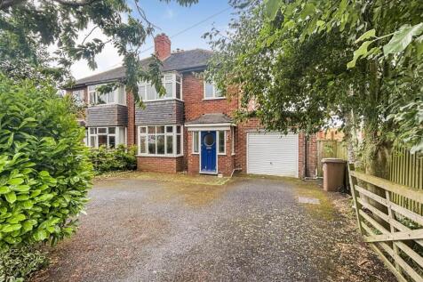 Accommodation Comprises: