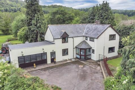 Accommodation Comprises: