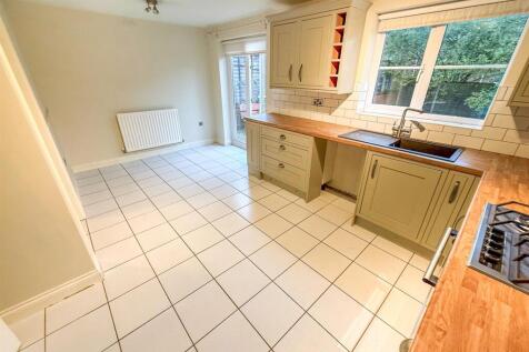 Kitchen Additional Photograph