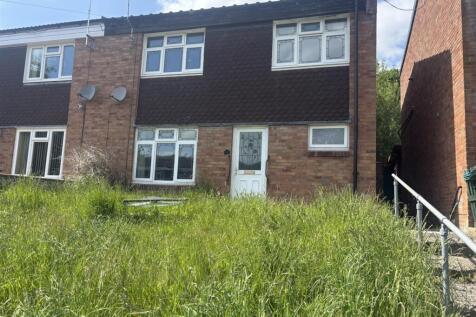 Accommodation Comprises: