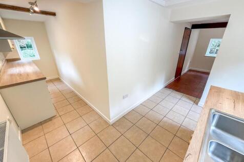 L Shaped Kitchen