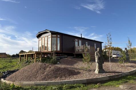 Accommodation Comprises