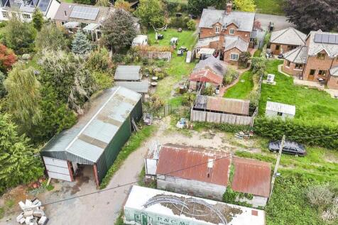 Accommodation Comprises