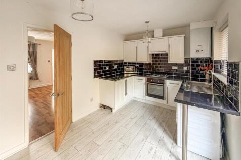 Kitchen/ Dining Room