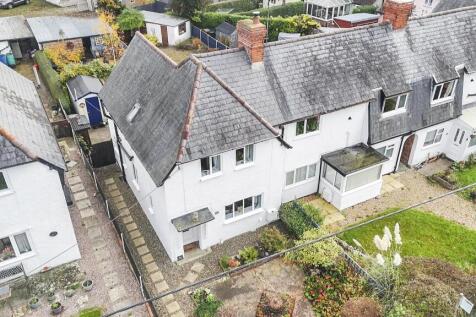 Accommodation Comprises