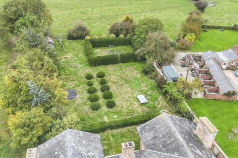 Rear Gardens and Grounds