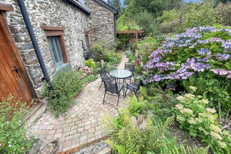 Additional Photograph