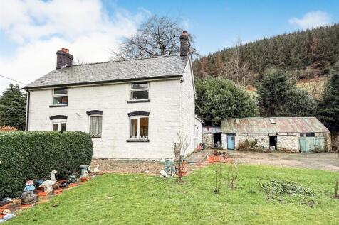 Accommodation Comprises