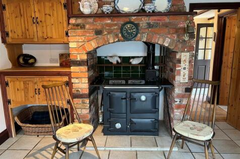 Kitchen 4.jpg