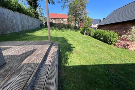 Garden 3.jpg