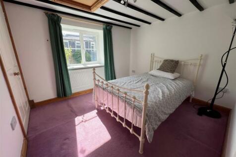 Bedroom 2.jpg