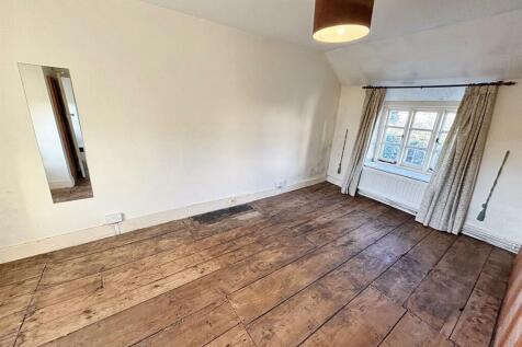 Bedroom 2.jpg