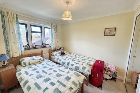 Bedroom 3.jpg