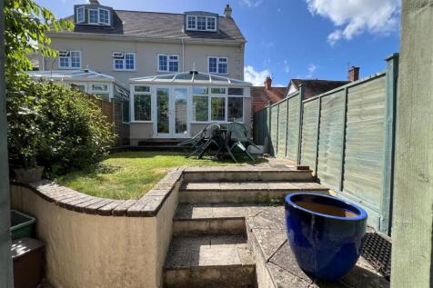 Rear house 1.jpg