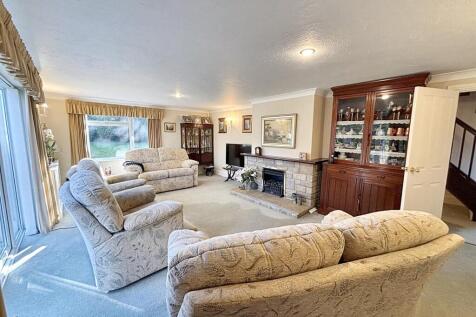 Living room.jpg