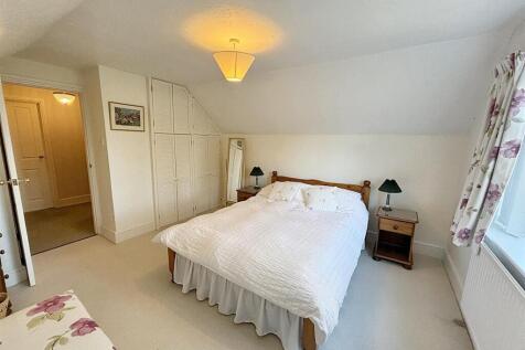 Bedroom 3 2.jpg
