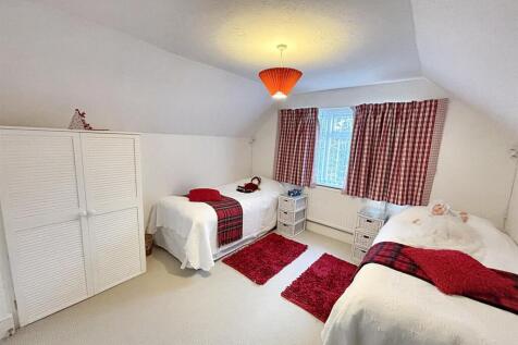Bedroom 2.jpg