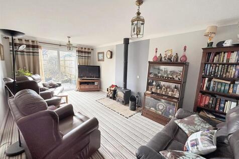 Living room.jpg