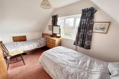 Bedroom 3.jpg