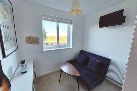 Bedroom 3.jpg