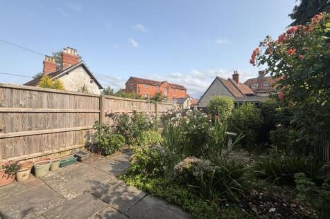 Garden 2.jpg