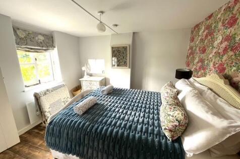 Bedroom C.jpg