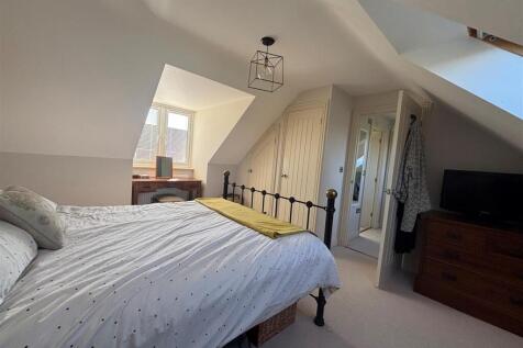 BEDROOM 1B.jpg