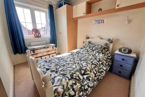 Bedroom 2.jpg