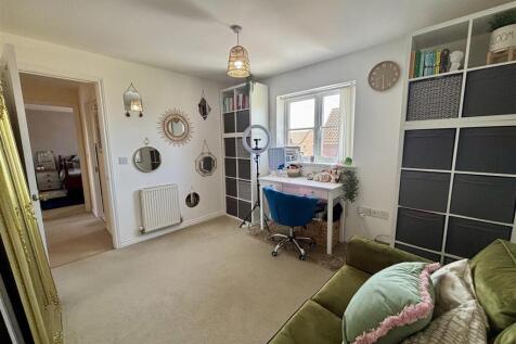 Bedroom 4 2.jpg
