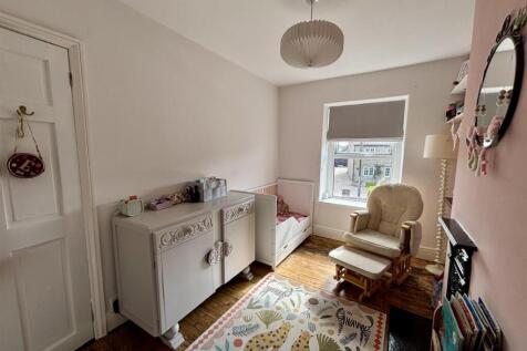 Bedroom 2 2.jpg