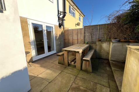 patio2.jpg