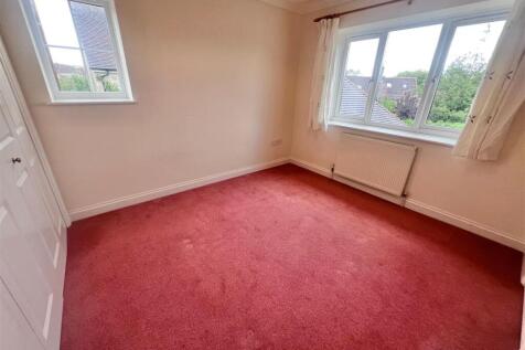 Bedroom 4.jpg