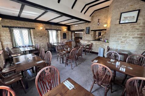 Restaurant c.jpg