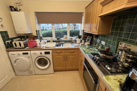 Kitchen 3.jpg