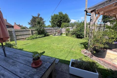 Patio area 4.jpg