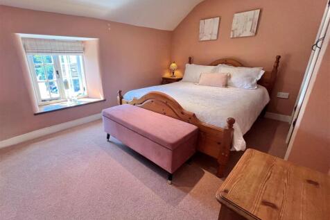 Bedroom 3.00.jpg