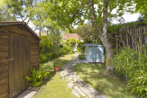 Garden 1.jpg