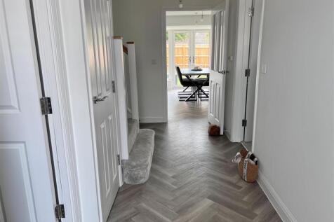 Hallway.jpg