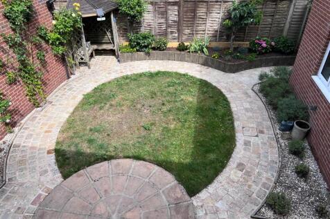 Garden 1.jpg