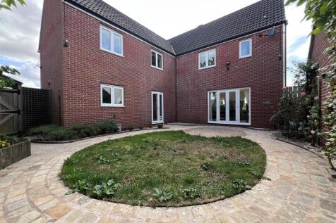 Rear of house 1.jpg