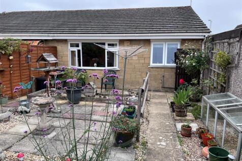 Rear pic house 1.jpg