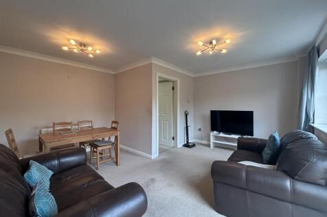 Living room 1.jpg